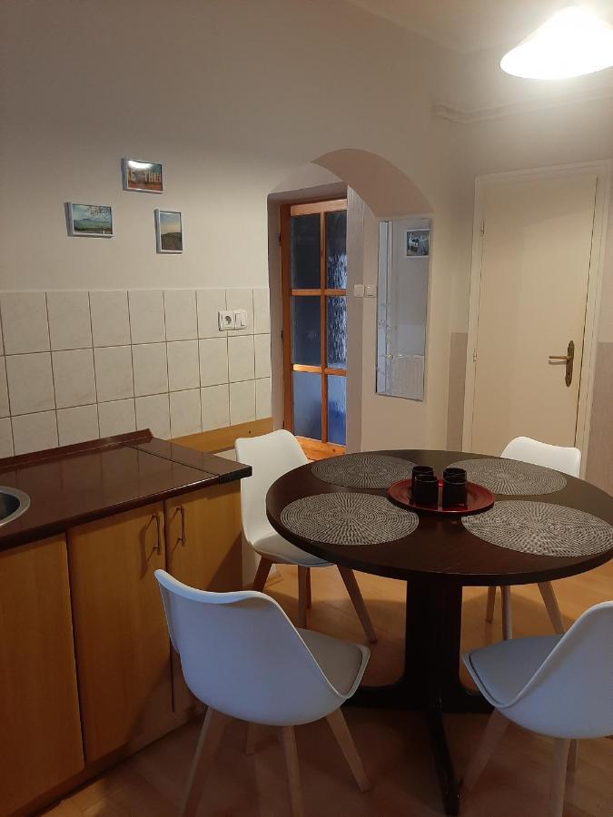 Апартаменти Apartman Harmony Кестхей Екстер'єр фото